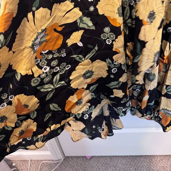 Lulus Perfectly Curated Black Floral Print Ruffled High-Low Wrap Dress NWT S - Picture 4 of 12